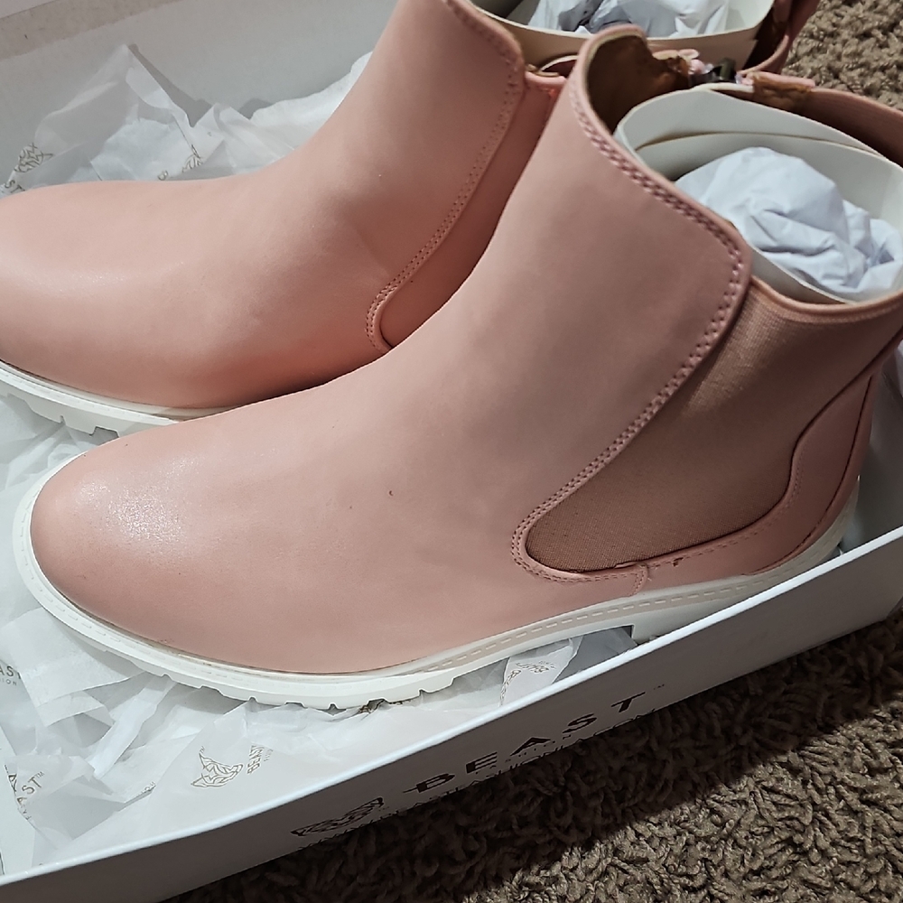 BEAST FASHION Pink Ankle Booties
